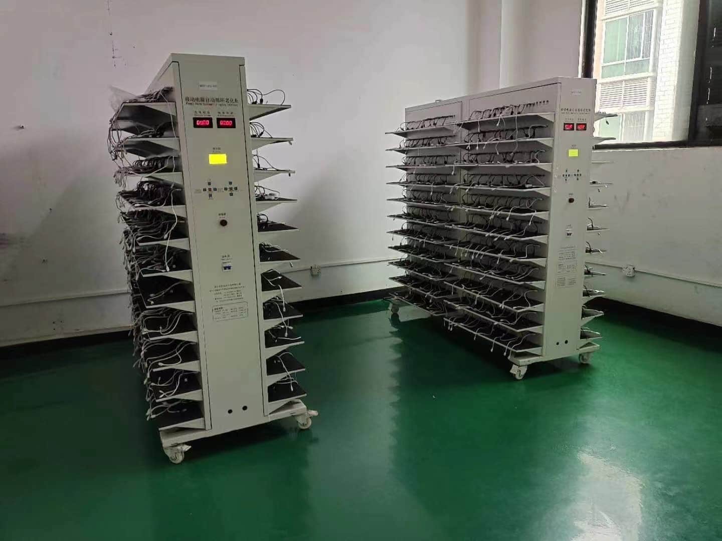 电源老化测试设备